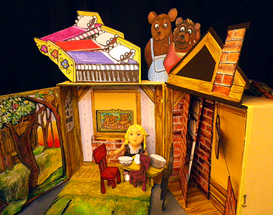 Animation anniversaire à domicile : La maison des 3 Ours avec Boucle d'Or.